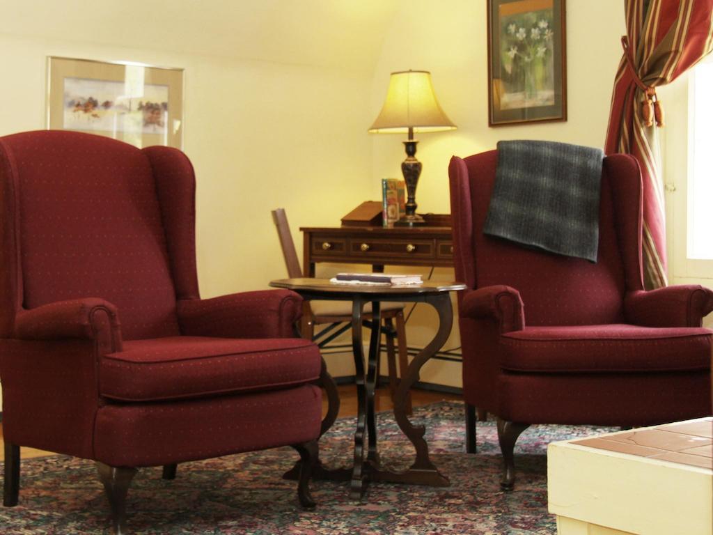The Notchland Inn Bartlett Room photo